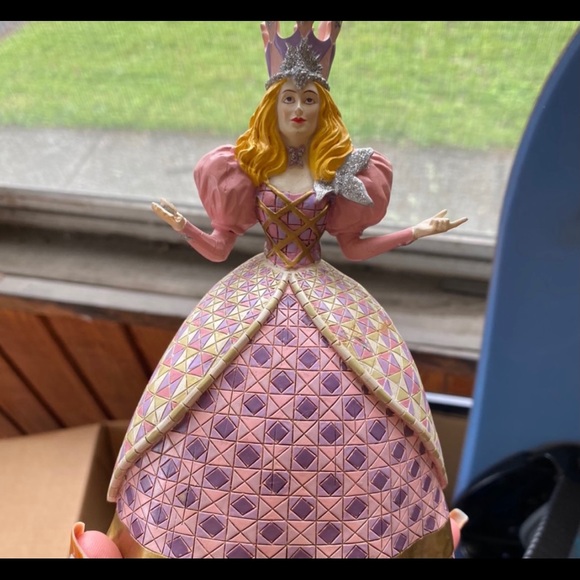 Limited Edition Glinda the Good Figure 2009